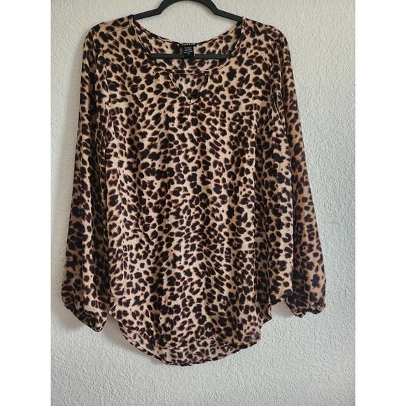 Torrid Leopard Print Long Sleeve Womens Blouse 00 - Picture 1 of 7
